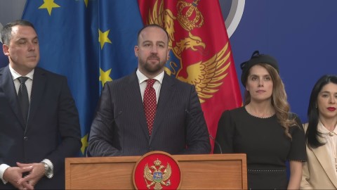 Nikolić: Svjedočimo raspadu sistema u crnogorskom Parlamentu thumb2.jpg