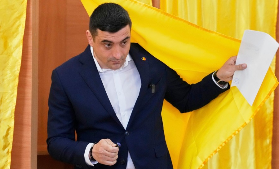Ubjedljivi pobjednik prvog kruga predsjedničkih izbora, Đorđe Simion