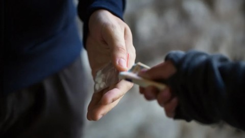 thumb2.jpg