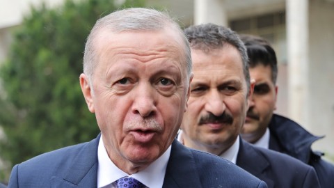 Erdogan opet predlaže da se u Turskoj sastanu Putin, Zelenski i Tramp thumb2.jpg