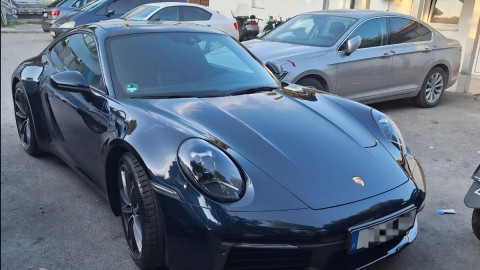 U Budvi oduzet Porše sa potjernice; Na Aerodromu uhapšen ruski državljanin thumb2.jpg