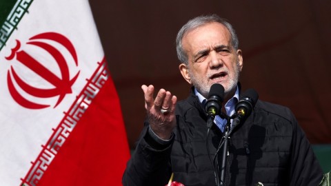 Iranski predsjednik: Nijesmo započeli rat, ali ne dozvoljavamo da agresija ostane bez odgovora thumb2.jpg