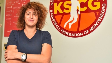 Košarka slavi najmlađe – završnice II Festivala košarke i mini basket sezone thumb2.jpg