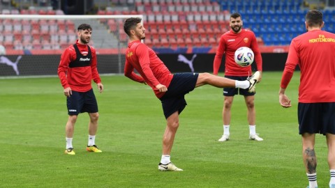 Jovetić i Prosinečki poručuju: Vrijeme je za preokret u duelima s Česima thumb2.jpg