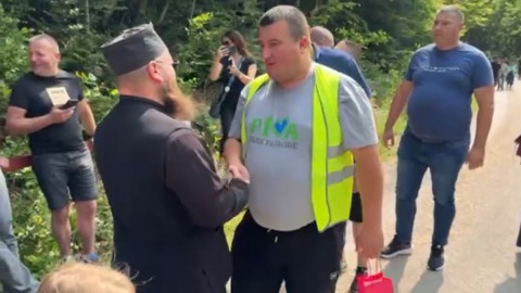 Susret mještana pograničnih sela Gacka i Pive: Države da obezbijede prolaz thumb2.jpg