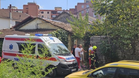 U Podgorici izgorjela kuća, povrijeđena jedna osoba, sumnja se da je požar podmetnut thumb2.jpg