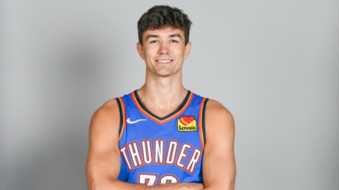 thumb2.jpg