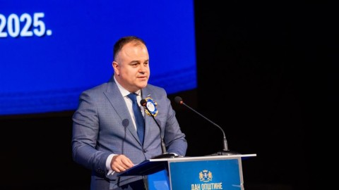 Herceg Novi obilježio Dan opštine: Katić: Grad vizije i napretka thumb2.jpg