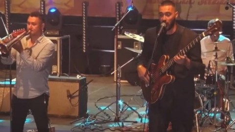 Igralom i Donja – trubački orkestar Bogdana Nikolića predstavili saradnju u pjesmi ‘Premalim stvarima’ thumb2.jpg