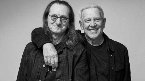 Rush se vraća svjetskom turnejom Fifty Something, njemačka bubnjarka Anika Niles umesto legendarnog Nila Perta thumb2.jpg