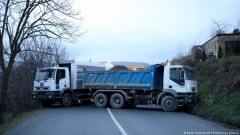 Kosovo: Srbi između barikada i šikaniranja