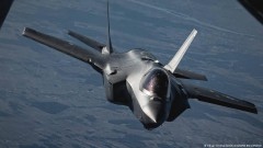 SAD i Francuska ne odbacuju mogućnost slanja borbenih aviona