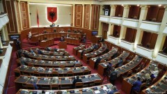 Kontroverzan dogovor: Albanija prihvatila sporazum o migracijama sa Italijom