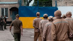 Ukrajina: Rado ide robijaš u vojnike