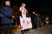 Crna Gora: Protesti i odavanje počasti žrtvama masovnog ubistva