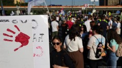 „Vučić ne može da se izvuče, ali može da proba represijom“
