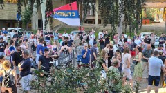 Slučajevi studenata Miloša Pavlovića i Petra Živkovića, sličnosti i razlike