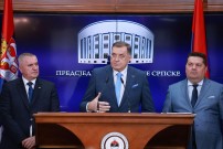 Dodik odustao od zakona o „zaštiti ustavnog poretka RS", opozicija ga naziva „represivnim"