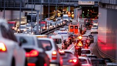 Ljudi u Njemačkoj ponovo više za volanom