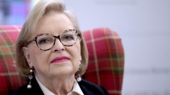 Gabi Novak: Odlazak umetnice 'božanstvenog glasa i zelenih očiju'