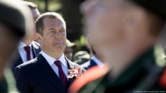 Medvedev - Putinov verbalni snajperista