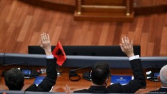 Kosovo bez vlade, bez parlamenta i bez budžeta