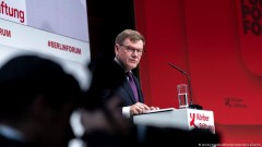 Vadeful: „Evropa doprinosi razgovorima o miru u Ukrajini“