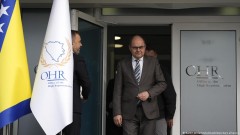 Nemački list: SAD potkopavaju autoritet Kristijana Šmita