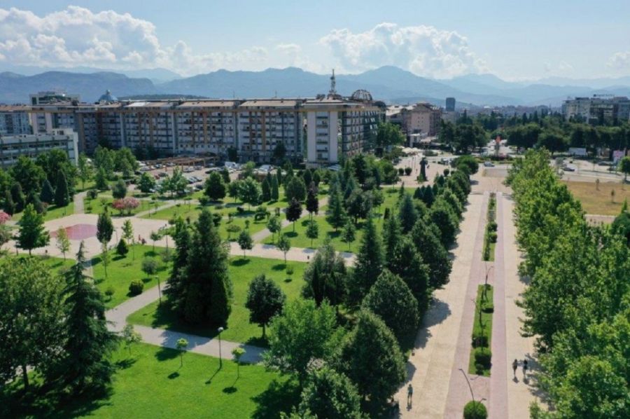 UCG raspisao nagradni međunarodni konkurs za izradu arhitektonskog rješenja stambeno-poslovnih objekata (foto: ucg.ac.me) UCG raspisao nagradni međunarodni konkurs za izradu arhitektonskog rješenja stambeno-poslovnih objekata (foto: ucg.ac.me)