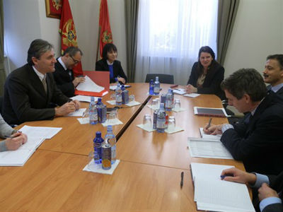 Zajedno protiv sive ekonomije sastanak-ugia-mitrovia.jpg