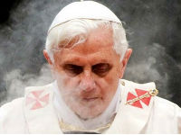 Benedikt XVI se vraća u Vatikan