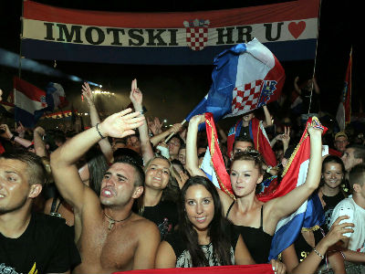 Beograd: Pozivali na uništenje Srba 15080606.jpg