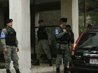 565907_mosak-fonseka-policija-betajpg