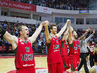567415_lokomotiv-kuban-krasnodar-celebrates-eb15jpg