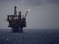 596853_oilrigltcm4-570210jpg