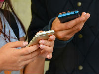 680135_texting-1490691960720jpg