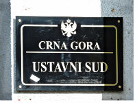 687897_ustavnijpg