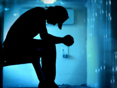 802367_depressed-man-cropped-720x340jpg