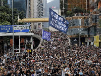 1112181_hong-1png