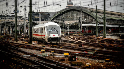 1112598_railway-station-619082960720jpg