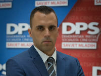 1177450_nikola-peiajpg