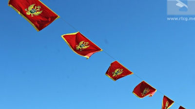 1235176_zastave-cgjpg
