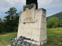 1235450_2jpg