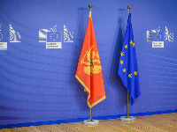 1253022_crna-gora-eu12jpg