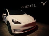 1256939_teslajpg