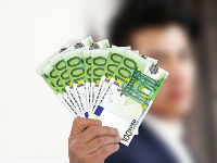 1261738_businessman-39501181280jpg