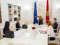 img8190.jpg