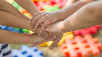hands-28475081280.jpg