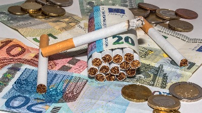 cigarettes-19810351280.jpg