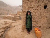 Talibani zabranili ženama da putuju bez pratnje